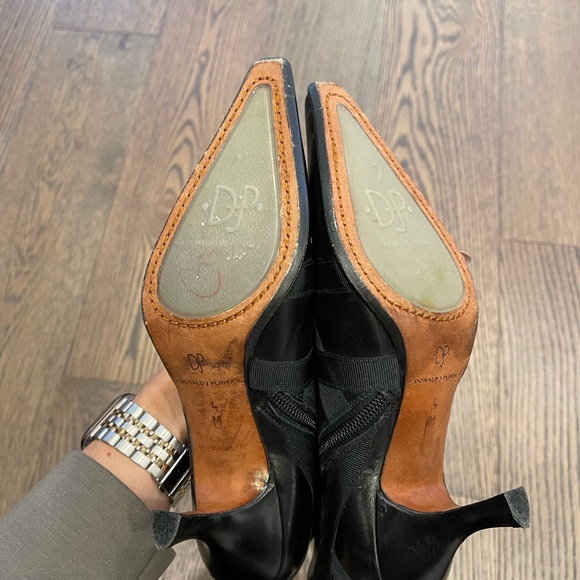 Donald J Pliner Leather Booties Black sz 4 - Picture 7 of 8